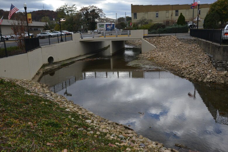 BRISTOL, Tenn. (Nov. 9, 2016) – The U.S. Army Corps of Engineers Nashville District joined the cities of Bristol, Virginia and Tennessee along with the Tennessee Valley Authority to celebrate the completion of the Beaver Creek Flood Reduction Project during a ceremony today at Jerry Good pasture Plaza in Bristol, Tenn.   
The cities of Bristol, Tennessee and Virginia are twin cities located directly on the Tennessee-Virginia state line.  Both cities have been affected for more than 15 years by flooding that occurs along Beaver Creek and its tributaries, impacting downtown businesses and residential neighborhoods. 
