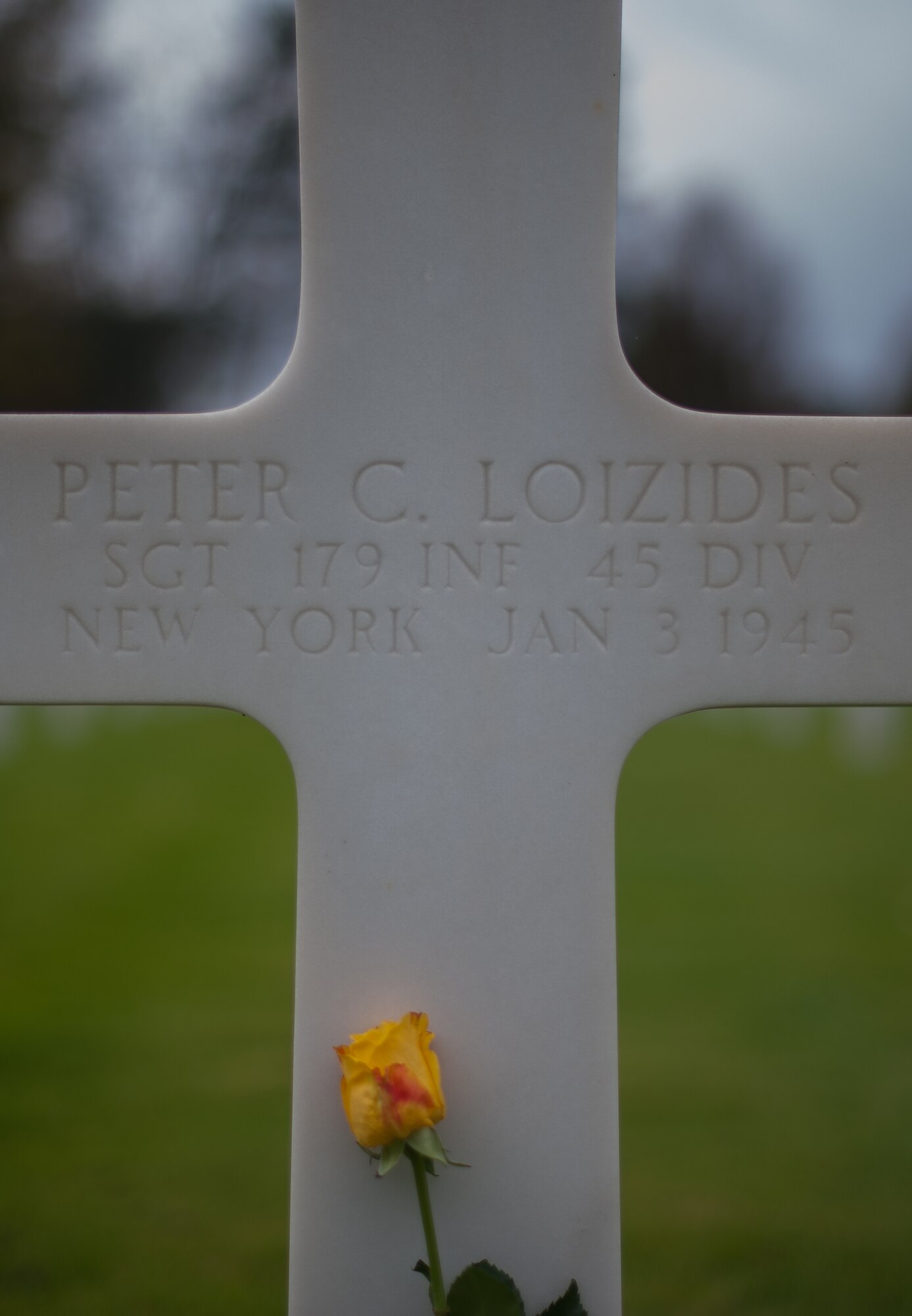A flower lays on the gravestone of a deceased war veteran at the Lorraine American Cemetery Nov. 11, 2016, at St. Avold, France. Veterans Day is observed annually on November 11 and commemorates military veterans who currently serve or have served the U.S. armed forces, including those who gave the ultimate sacrifice. According to the DoD and Veterans Administration, since World War I, approximately 624,000 U.S. servicemembers have been killed in action battling in wars and conflicts. The Lorraine American Cemetery contains the buried remains of over 10,000 of them. It is the largest burial site of U.S. servicemembers in Europe. (U.S. Air Force photo by Airman 1st Class Lane T. Plummer)