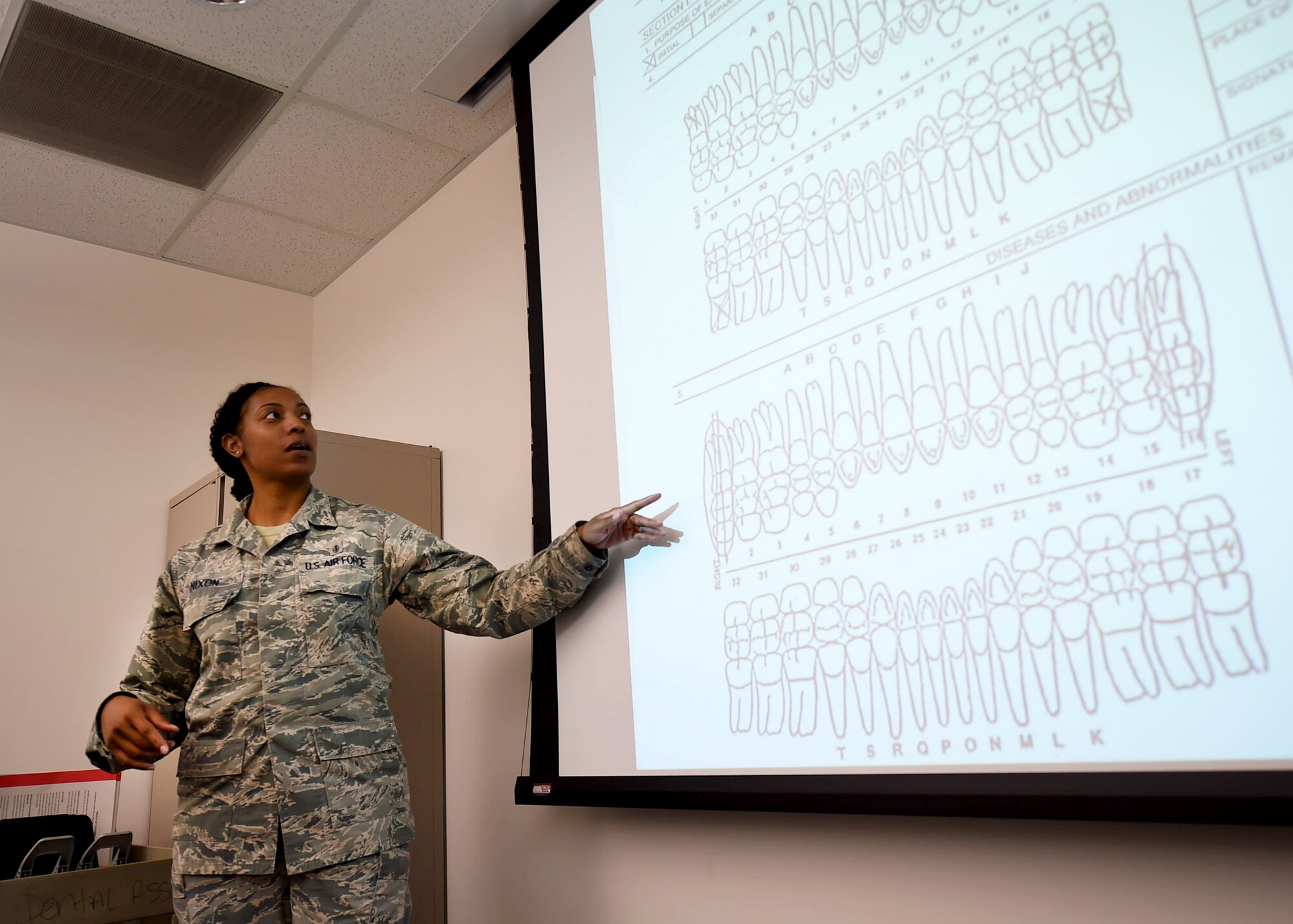 59th-trg-shapes-future-af-dental-assistants-59th-medical-wing