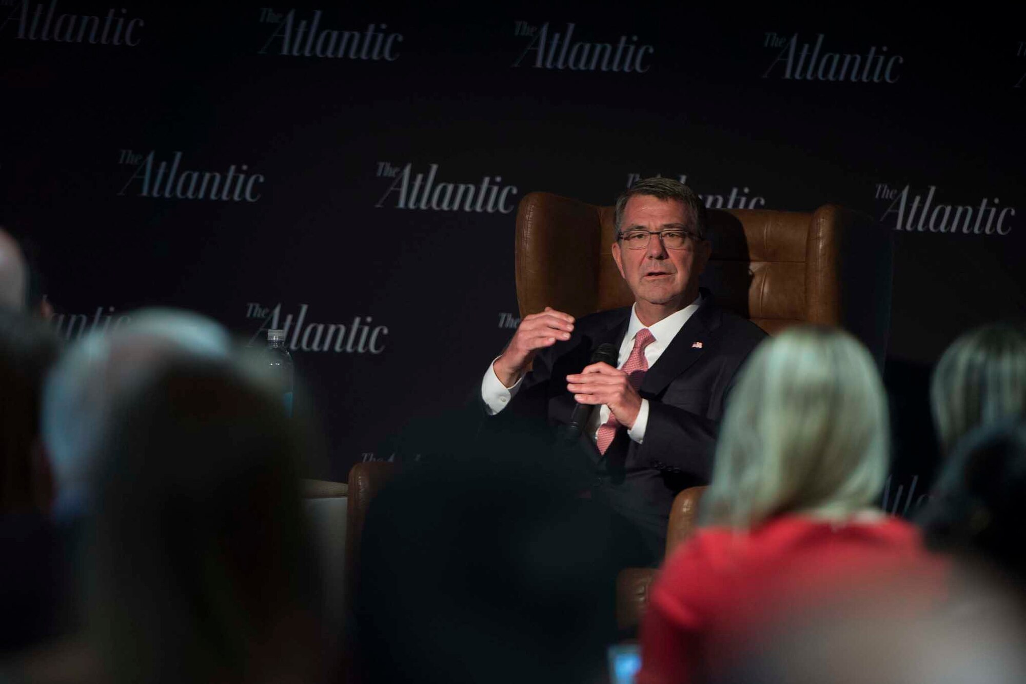 Defense Secretary Ash Carter speaks at the innovation firm 1776 about force of the future initiatives in Washington, D.C., Nov. 14, 2016. DoD photo by Navy Petty Officer 1st Class Tim D. Godbee