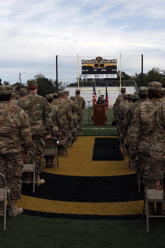 U.S. Army Reserve and National Guard Soldiers and veterans were celebrated Nov. 11, 2016 in a Veterans Day breakfast and memorial ceremony hosted by citizens from Gatesville, Tx., and III Corps and Fort Hood, Tx.
(U.S. Army photo by Sgt. Christopher Bigelow)