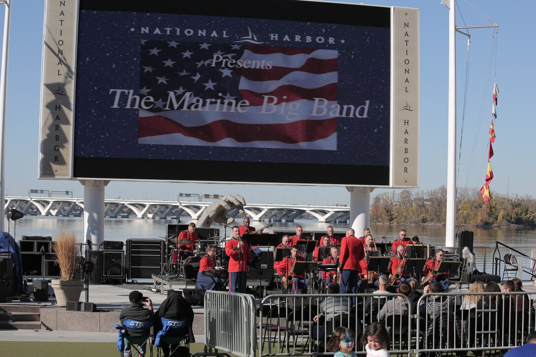 On Sunday, Nov. 13, 2016 the Marine Big Band performed sounds of the season as part of the tree lighting festivities at National Harbor in Maryland. (U.S. Marine Corps photo by Master Sgt. Kristin duBois/released)