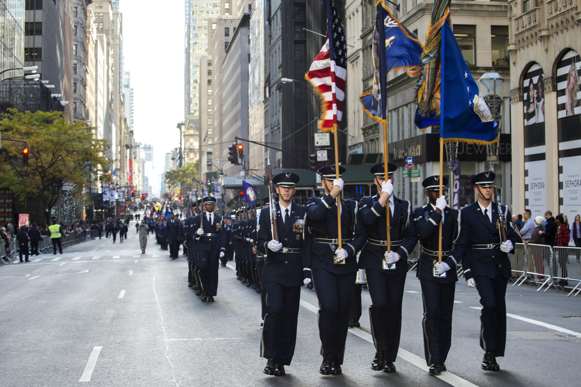 U.S. Air Force Honor Guard marches in the 2016 America’s Parade on Veterans Day down Fifth Avenue in Manhattan New York, Nov. 11, 2016. The parade features more than 250 groups and 20,000 participants, including veterans of all eras, military units, junior ROTC’s, vintage military vehicles and floats. (U.S. Air Force photo by Senior Airman Philip Bryant)