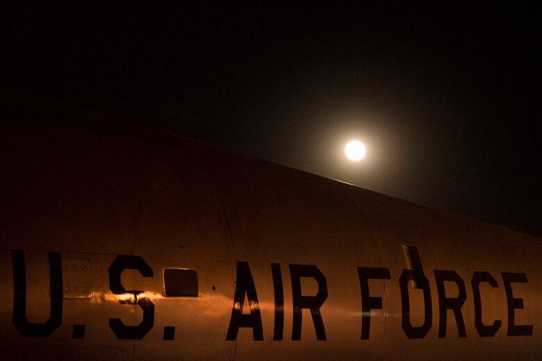 PETERSON AIR FORCE BASE, Colo. – A supermoon rises over an aircraft display at the Peterson Air & Space Museum on Peterson Air Force Base, Colo., Nov. 14, 2016. A supermoon is 14 percent bigger and 30 percent brighter than a normal full moon. (U.S. Air Force photo by Airman 1st Class Dennis Hoffman)