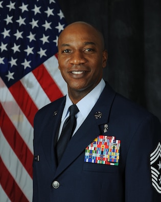 Chief Master Sgt. Kaleth O. Wright biography portrait. (U.S. Air Force file photo)