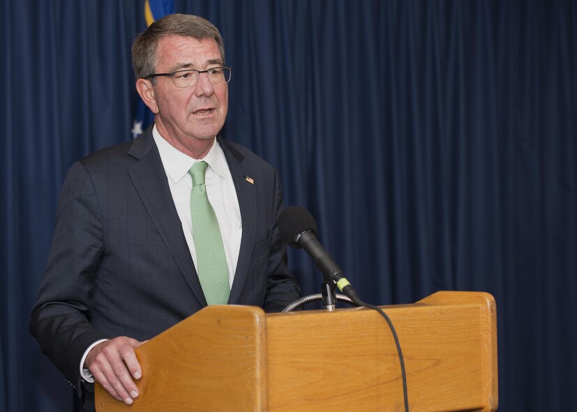 Secretary of Defense Ash Carter addresses the media at Joint Base San Antonio-Randolph Nov. 16, 2016. Carter’s visit included meeting with Air Force basic military training instructors and trainees at JBSA-Lackland, wounded and ill service members at Brooke Army Medical Center on JBSA-Fort Sam Houston and took an orientation flight with instructor pilots in a T-1A Jayhawk at JBSA-Randolph. (U.S. Air Force photo by Airman 1st Class Lauren Ely)