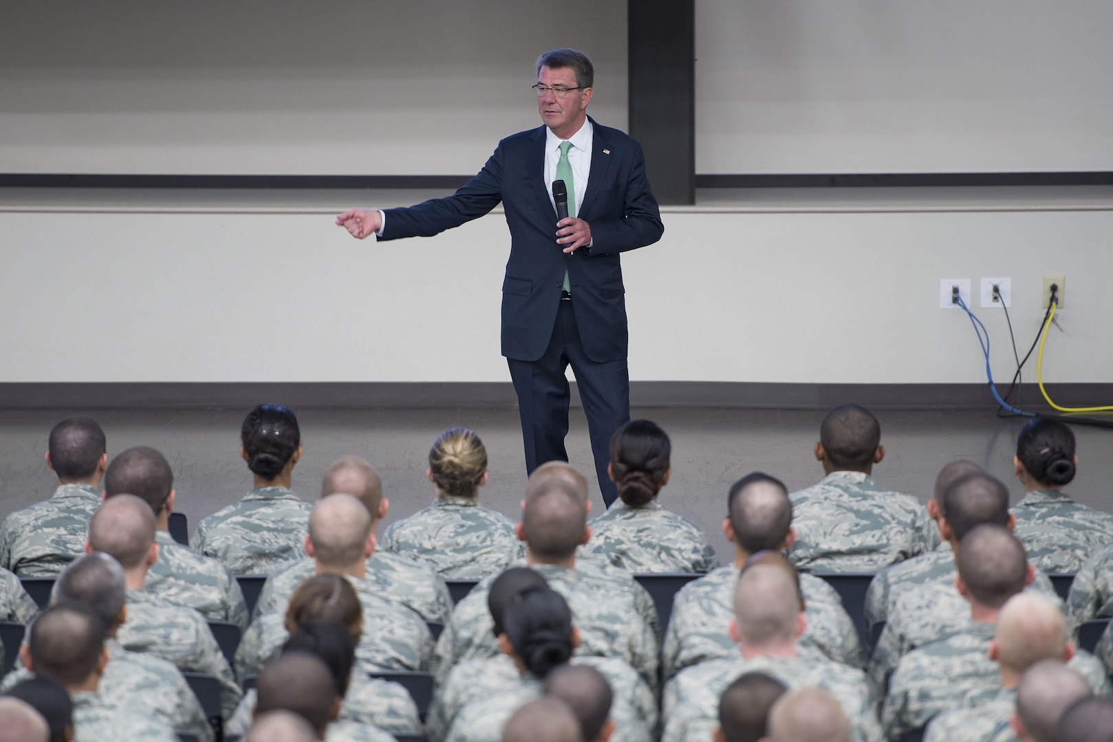 Defense Secretary Ash Carter speaks to U.S. Air Force basic military training trainees at the Pfingston Reception Center, Joint Base San Antonio-Lackland, Nov. 16, 2016.  Carter is on a four-day trip focusing on the readiness of the nation’s force and the effectiveness of the warfighter’s training and equipment.  (U.S. Air Force photo by Sean M. Worrell/Not Released)