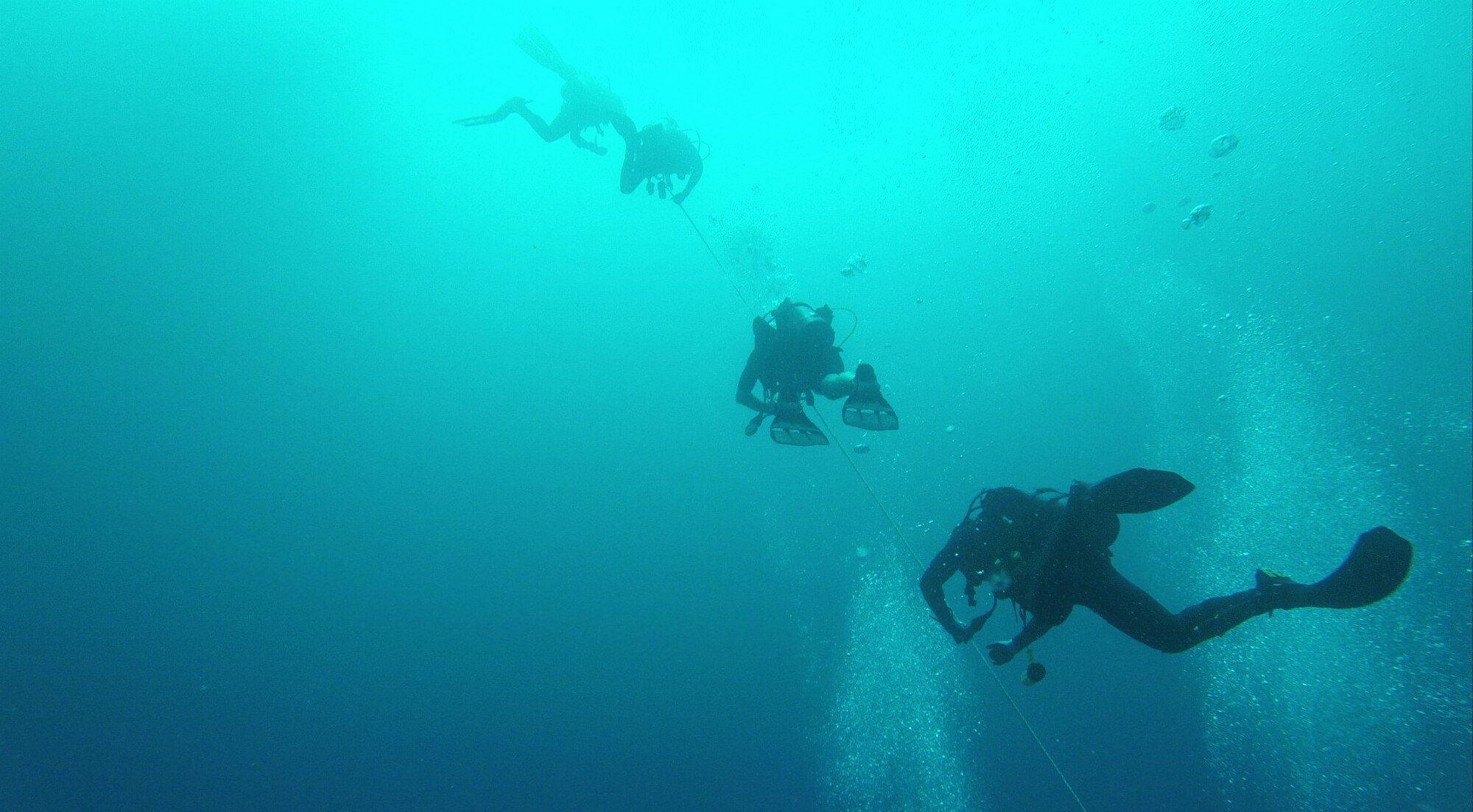 Air Commandos scuba dive on a trip hosted by the Landing Zone Community Centers' Recharge for Resiliency program. The R4R program incorporates elements of the Single Airman Programming Initiative and the RecOn program to build and maintain mission-ready Airmen and foster a strong culture with a sense of community. (Courtesy photo)
