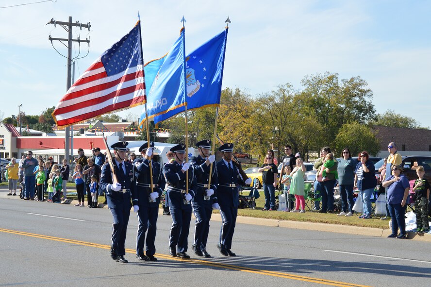 The Tinker Honor Guard present the colors at the Veterans Day parade in Midwest City. (Air Force photo by April McDonald)