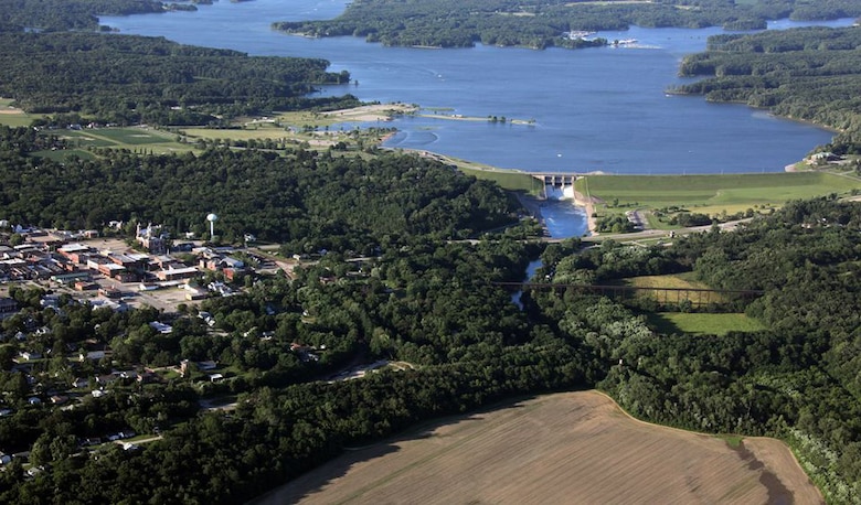 Overview of the Lake Shelbyville, Illinois, recreation area.