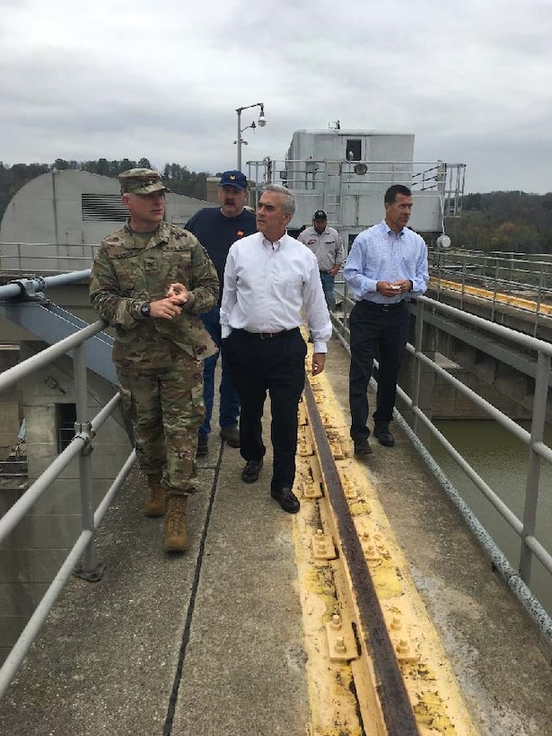 Colonel Secrist met with Congressman Brad Wenstrup at the Meldahl Lock and Dam for a project tour.  He briefed the congressman on how integration with the hydropower plant works, the USACE navigation mission, the completed work of the auxiliary lock chamber gates, as well as an explanation of the planned main lock chamber gate replacement in the summer of 2017.