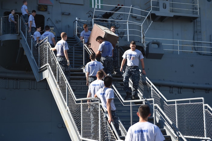 Over 450 U.S. Navy Nuclear Power Training Command students and staff assisted in cleaning and maintaining the USS Yorktown (CV-10) on Nov. 18, 2016, at Patriots Point Naval and Maritime Museum, Charleston, South Carolina, during the Trident United Way’s Day of Caring event. More than 5,000 people in the tri-county area volunteered during the annual Day of Caring  event.