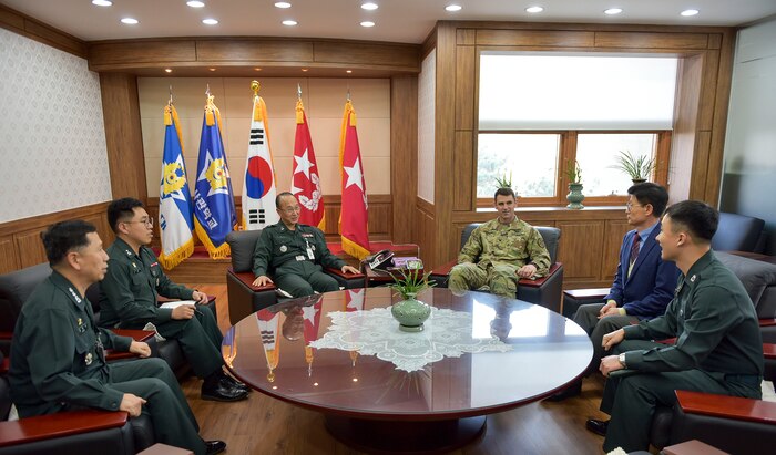 (From Left) Col. Jung, Han-Ki, 1st Lt. Oh, Hae-Young, Brig. Gen. Lee, Eu-Seong, Col. Ted Stephens, Mr. Chong, Yong-Kon, Maj. Jeong,-Yi-Hun converse during Stephens' visit to the Korea Army Academy at Yeongcheon, Nov. 17, 2016. 