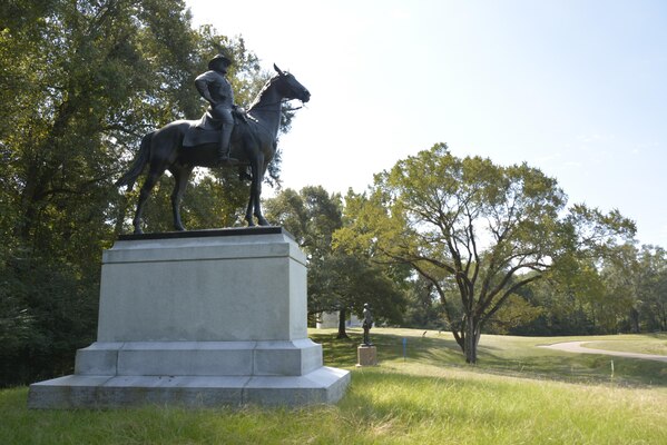 Union Maj. Gen. John A. McClernand, commander of the XIII Corps, was a Kentucky native and the only one of Grant’s corps commanders who was not a professional soldier. McClernand, however, demonstrated that he was a man of great personal bravery and a capable combat officer. He was selected by Grant to spearhead the army’s march through Louisiana.