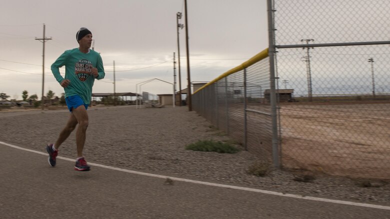 Thomas takes the lead during the 49th Force Support Squadron’s annual Turkey Trot on Nov. 21, 2016 at Holloman Air Force Base, N.M. The run started at 0730 and concluded at 0830. (U.S. Air Force photo by Airman 1st Class Alexis P. Docherty. Last names are being withheld due to operational requirements.) 

