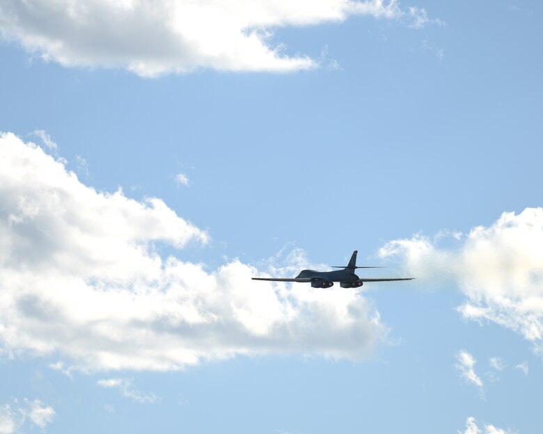 A B-1B Lancer takes off at Dyess Air Force Base, Texas, Nov. 22, 2016. This particular aircraft is the flagship for the 489th Bomb Group, which is the first and only B-1 Reserve unit. (U.S. Air Force photo by Senior Airman Kedesha Pennant)

