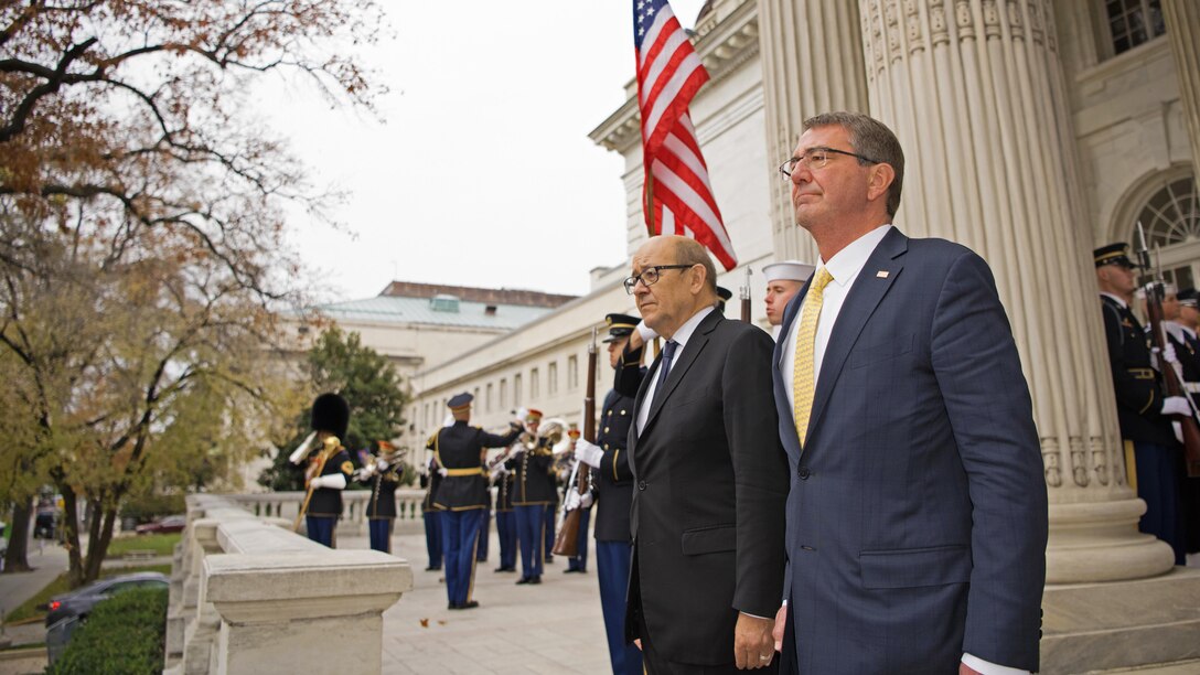 Defense Secretary Ash Carter participates in an honor cordon with French Defense Minister Jean-Yves Le Drian before a bilateral meeting at DAR Constitution Hall, Washington, D.C., Nov. 28, 2016. The leaders discussed the U.S.-France partnership and security topics including coalition efforts to defeat the Islamic State of Iraq and the Levant. DoD photo by Army Sgt. Amber I. Smith
