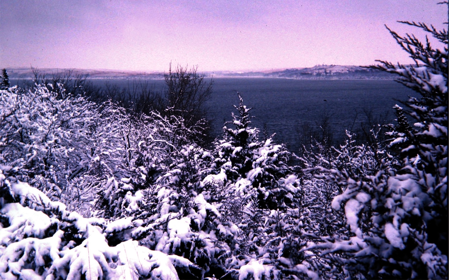 In winter months the U.S. Army Corps of Engineers reduces water levels at Tuttle Creek Lake to 1072 feet above mean sea level. This is in accordance with the annual Water Level Management Plan that provides for a seasonal adjustment to minimize ice damage, provide additional storage for spring rains and favorable habitat conditions for the lake's fishery spawning in the spring.