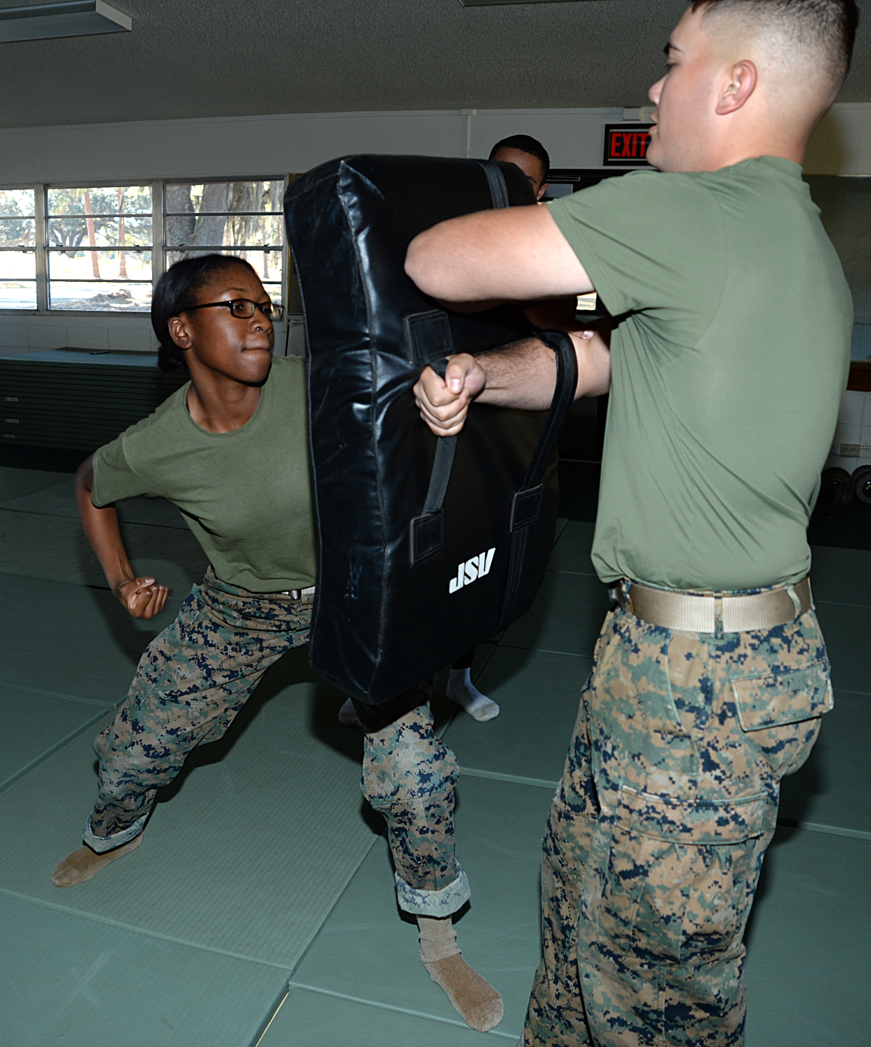 Marines maintain warrior spirit through MCMAP > Marine Corps Logistics