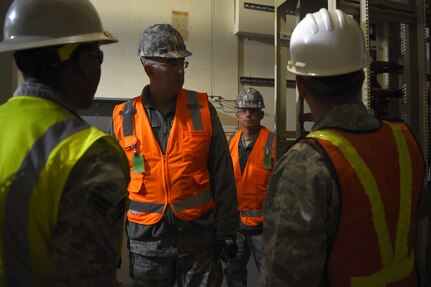 U.S. Air Force Gen. John E. Hyten (center left), U.S. Strategic Command (USSTRATCOM) commander, and U.S. Air Force Chief Master Sgt. Patrick F. McMahon (center right), USSTRATCOM senior enlisted leader, tour USSTRATCOM’s Command and Control Facility (C2F), Nov. 28, 2016 at Offutt Air Force Base, Neb. The USSTRATCOM C2F is designed to meet current mission requirements with the flexibility to expand for future mission needs. One of nine DoD unified combatant commands, USSTRATCOM has global strategic missions, assigned through the Unified Command Plan, which include strategic deterrence; space operations; cyberspace operations; joint electronic warfare; global strike; missile defense; intelligence, surveillance and reconnaissance; combating weapons of mass destruction; and analysis and targeting. (USSTRATCOM photo by Master Sgt. April Wickes)