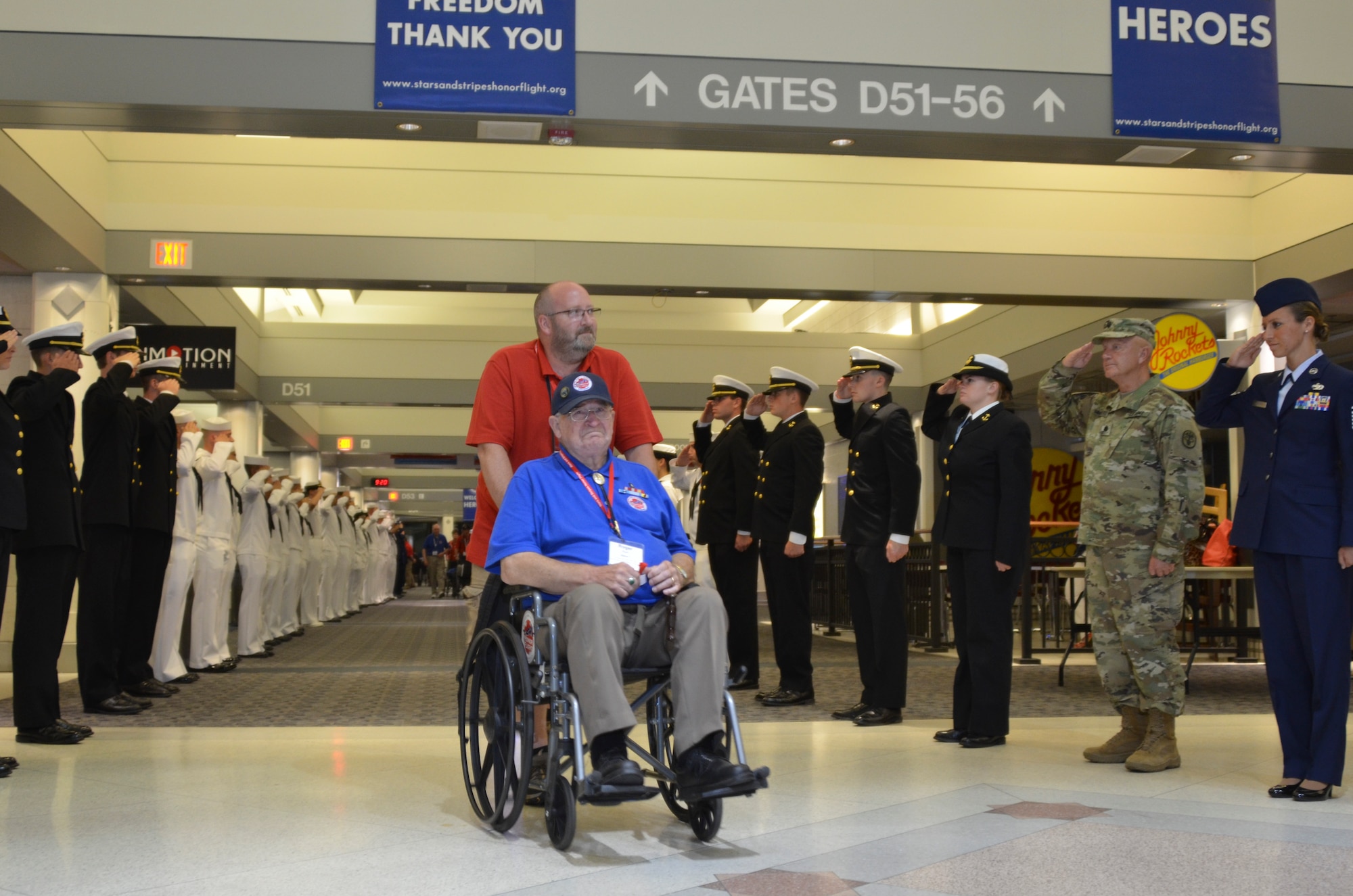 Recalling memories and making new ones: Stars and Stripes Honor Flight makes a big impact on participants and volunteers Sept. 17, 2016 at General Billy Mitchell International Airport, Milwaukee, Wisconsin. Several Airmen with the128th Air Refueling Wing joined other veteran participants, volunteers, family members and friends in the emotional evening, as approximately 600 volunteers participated in the Welcome Home Ceremony. (U.S. Air National Guard photo by Tech. Sgt. Meghan Skrepenski, 128th Air Refueling Wing Public Affairs) 