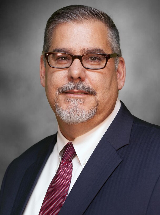 Damon Lilly Biography Photo