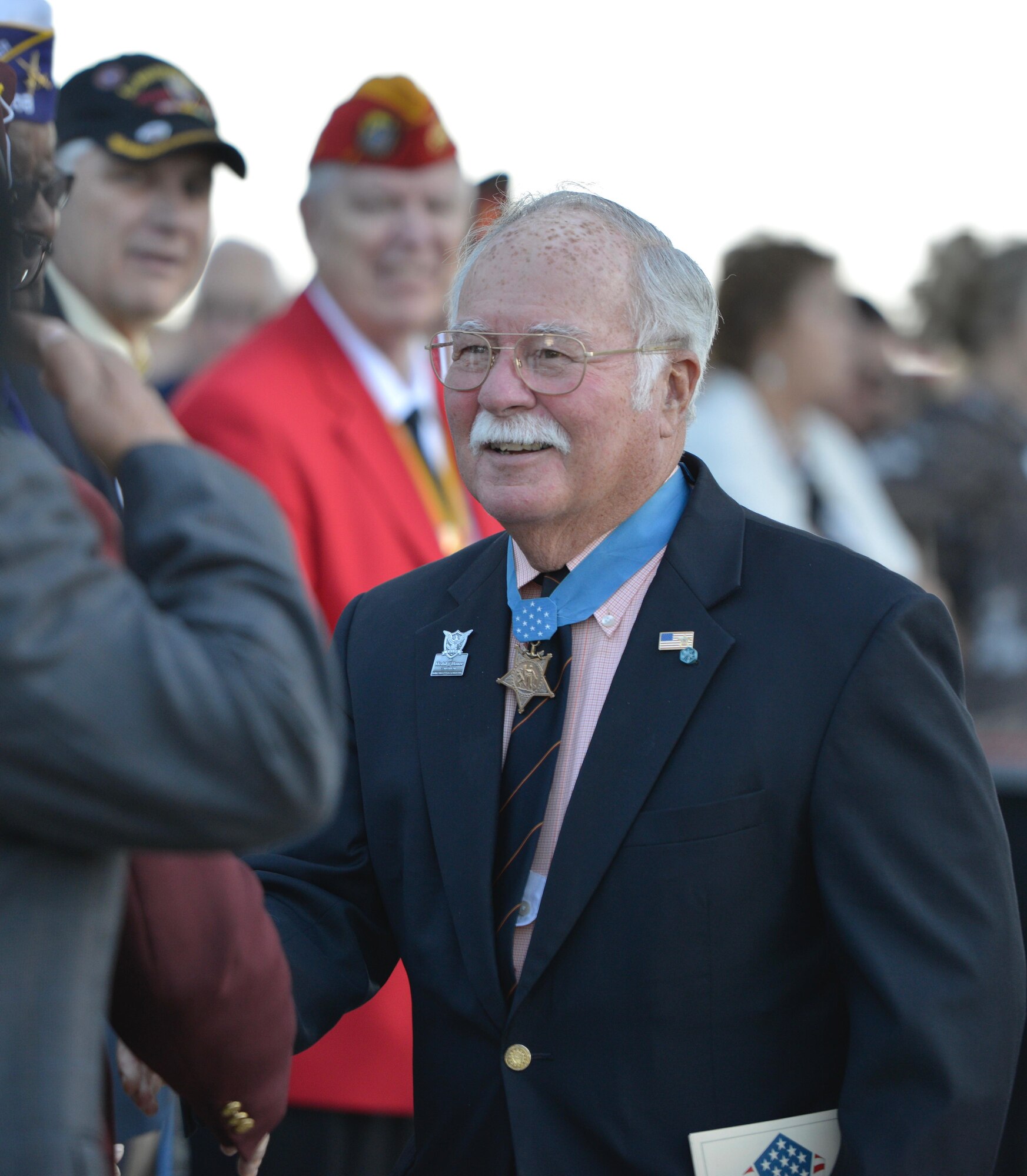 Medal of Honor recipients greet attendees at the Minnesota Medal of Honor Memorial groundbreaking ceremony Oct. 3.