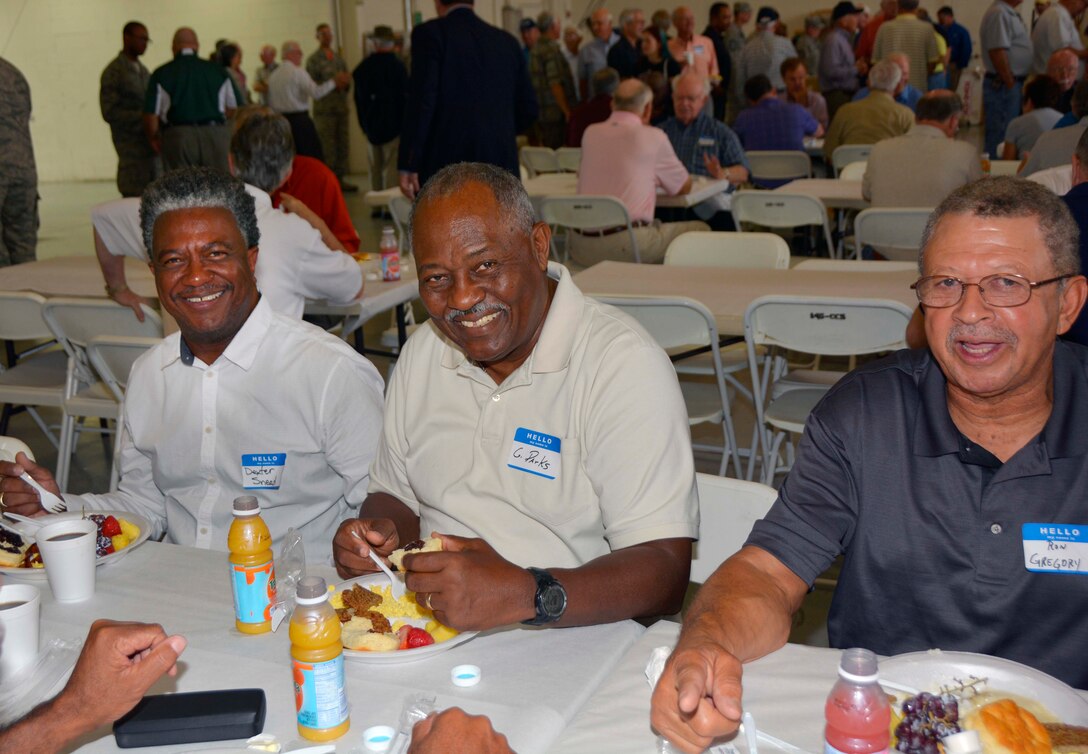 U.S. Air Force retirees and former members of 145th Civil Engineer Squadron, attend the 21st Annual Retiree Breakfast, held inside a C-130 aircraft maintenance hangar at the North Carolina Air National Guard Base, Charlotte Douglas International Airport, Sept, 30, 2016. Hosted by the 145th Airlift Wing’s Chief Council, this event gives NCANG retirees the chance to reconnect and spend time together reflecting on the past and hearing about the present and future plans for the wing. It also gives current members the opportunity to honor those who have served before them. (U.S. Air National Guard photo by Master Sgt. Patricia F. Moran)