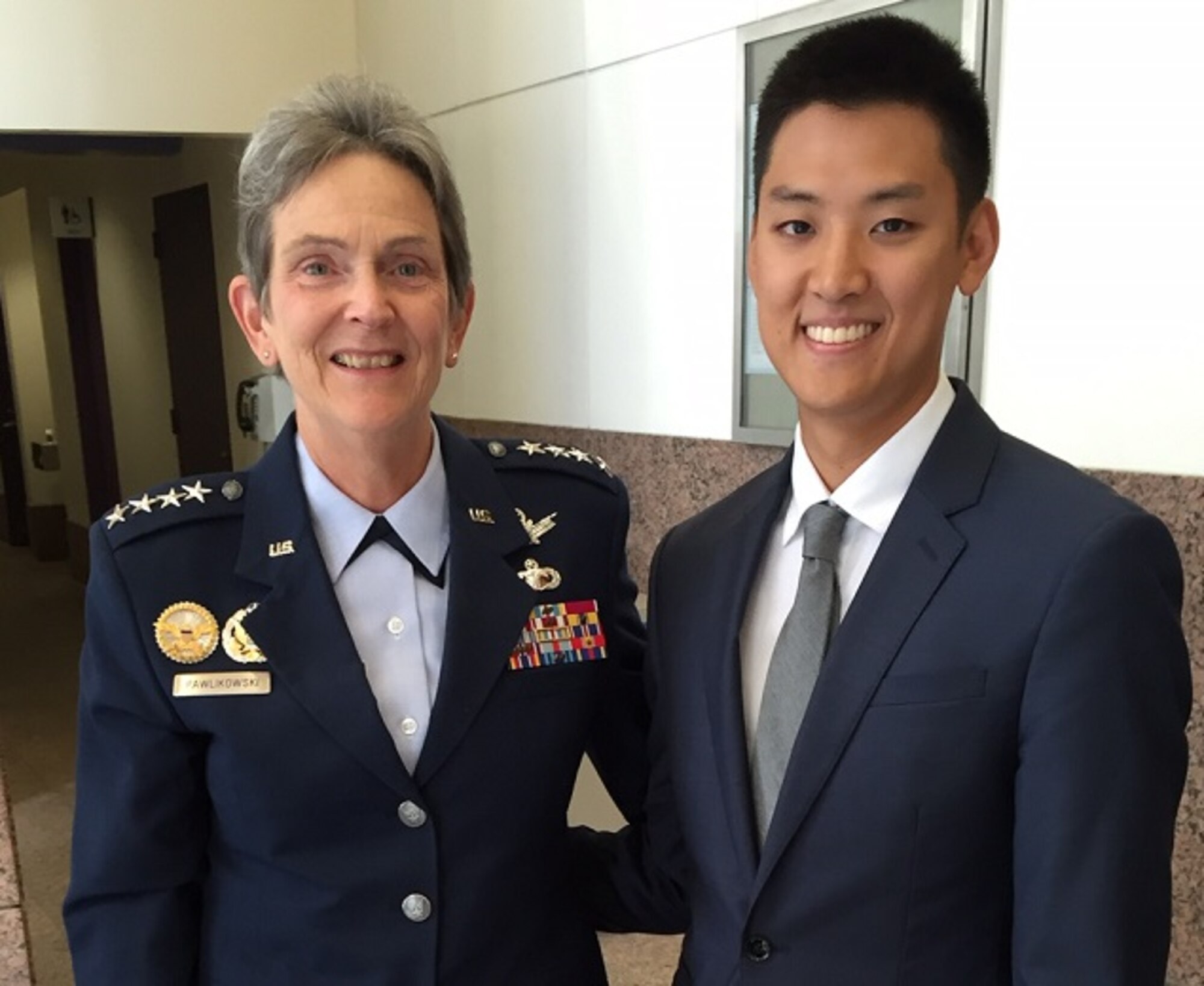 Gen. Ellen M. Pawlikowski, Air Force Materiel Command commander, visits with Cadet Christofer Ahn, a Columbia University senior majoring in earth and environmental engineering. Ahn, a cadet in AFROTC Detachment 560 at Manhattan College, will be commissioned as an officer upon graduation in 2017. During her trip to New York Oct. 3-4, Pawlikowski met with media, university and community leaders to discuss the Air Force vision to fly, fight and win in 2030 and beyond. (U.S. Air Force photo/Derek Kaufman)