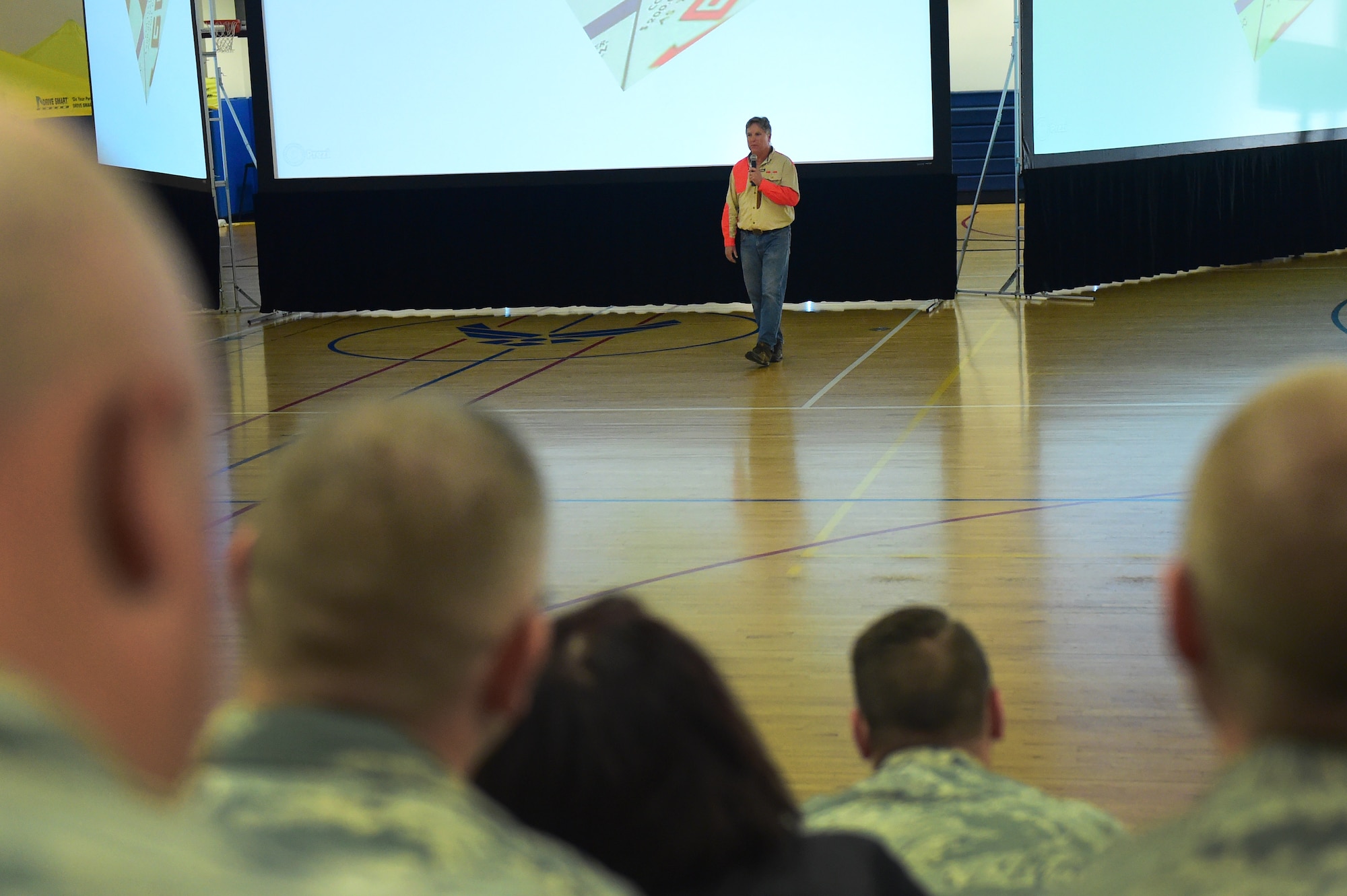 Cal Fennimore, Colorado Parks hunting and outdoor safety advocate, speaks about hunting and outdoor safety during a Safety Day event Oct. 7, 2016, at the fitness center on Buckley Air Force Base, Colo. The hunting and outdoor safety portion of the day included gun safety and survival skills. (U.S. Air Force photo by Airman 1st Class Gabrielle Spradling/Released)