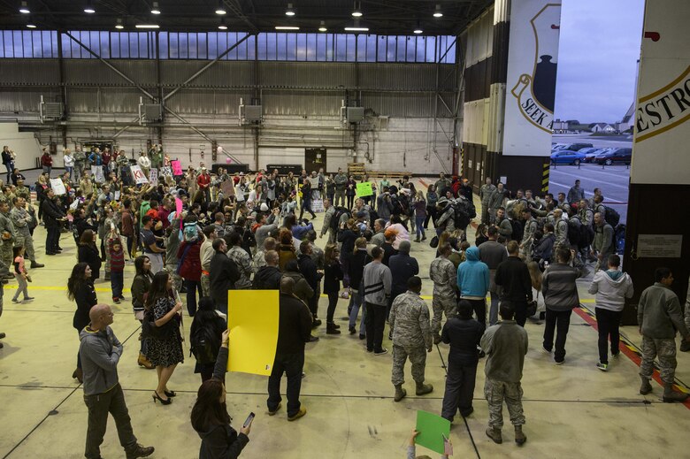 Hundreds of families reunite with their returning Airmen assigned to the 480th Expeditionary Fighter Squadron
during the squadron’s return to Spangdahlem Air Base, Germany, Oct. 12, 2016. Approximately 300 of the
squadron’s Airmen, who serve in flight, maintenance or support roles for the F-16 Fighting Falcon fighter aircraft,
completed a six-month deployment to Southwest Asia by providing close air support and dynamic targeting
operations in support of Operation Inherent Resolve. (U.S. Air Force photo by Staff Sgt. Jonathan Snyder)
