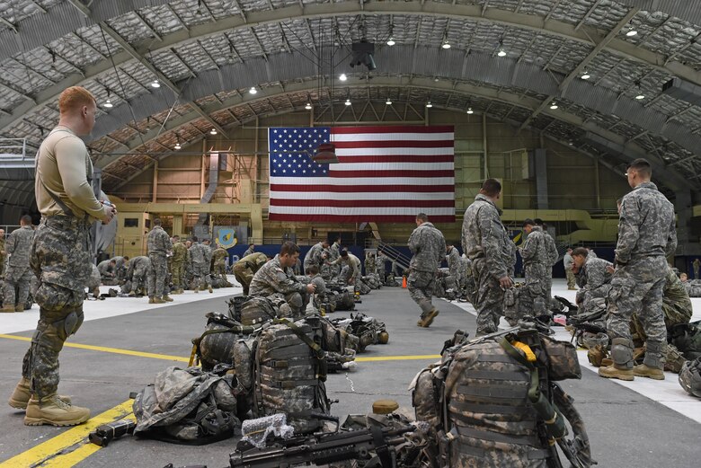 Exercise Red Flag Alaska 17 1 Lifts Off Air Mobility Command 