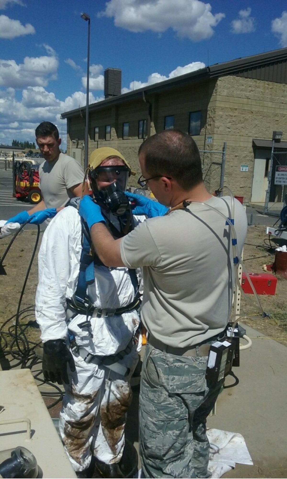 Citizen Airmen assigned to the 446th Civil Engineer Squadron, water and fuels maintenance section, perform cleaning and inspecting of a 4000 gallon fuel tank August 23, 2016, at Fairchild Air Force Base, Wash. Nine McChord Citizen Airmen participated in the fuel tank cleaning project, which provided a rare training opportunity to gain valuable skills and knowledge, that would otherwise not be available at McChord Field. (Courtesy Photo)