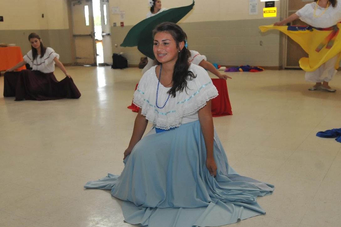 Gabriela Seda, a dancer with the Sion Dance group, waits to begin her part
of a dance performance during a Hispanic Heritage Month event Sept. 18 at
the Army Reserve Center on Fort Gordon, Georgia.  The Sion Dancers were
guests of the 359th Theater Tactical Signal Brigade who helped highlight
Hispanic Heritage awareness to the attending Soldiers. (Official Army Reserve Photo by Sgt. Anthony J. Hooker, 359th TTSB Public Affairs)