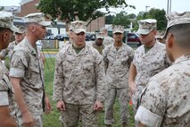 MCSC commander BGen Joseph Shrader speaks with Marines during the Infantry Equipping Challenge's Industry Day on September 26, 2016.