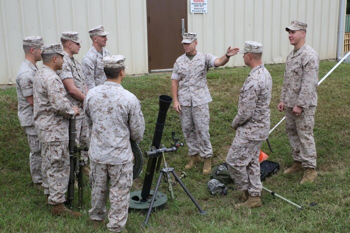 MCSC commander BGen Joseph Shrader speaks with Marines during the Infantry Equipping Challenge's Industry Day on September 26, 2016.