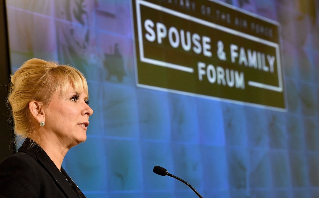 Michelle Padgett, from the office of the Air Force chief of staff, moderates a discussion during the Secretary of the Air Force Spouse and Family Forum at Joint Base Andrews, Md., Oct. 19, 2016. (U.S. Air Force photo/Scott M. Ash)