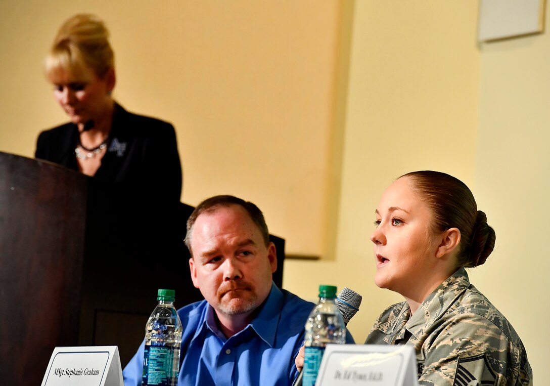 Master Sgt. Stephanie Graham, from the 707th Intelligence, Surveillance and Reconnaissance Squadron; and Jeremy Hilton, a military spouse, answer questions during the Secretary of the Air Force Spouse and Family Forum at Joint Base Andrews, Md., Oct. 19, 2016. (U.S. Air Force photo/Scott M. Ash)
