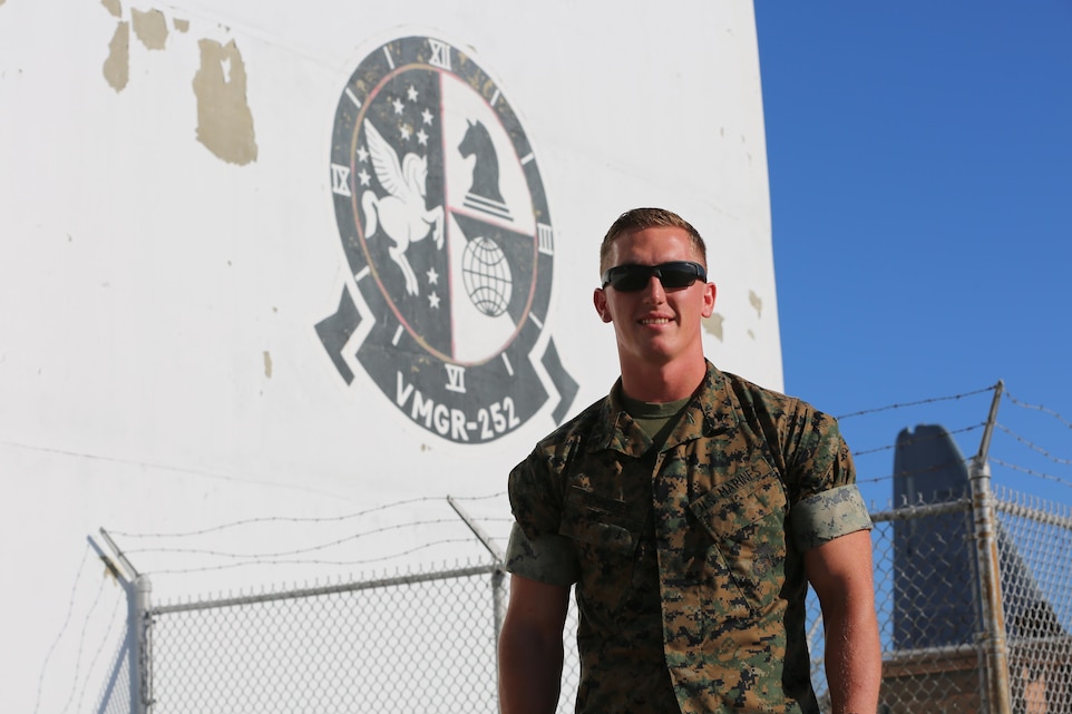 Flying with the best; Marine expands his horizons in aviation > Marine