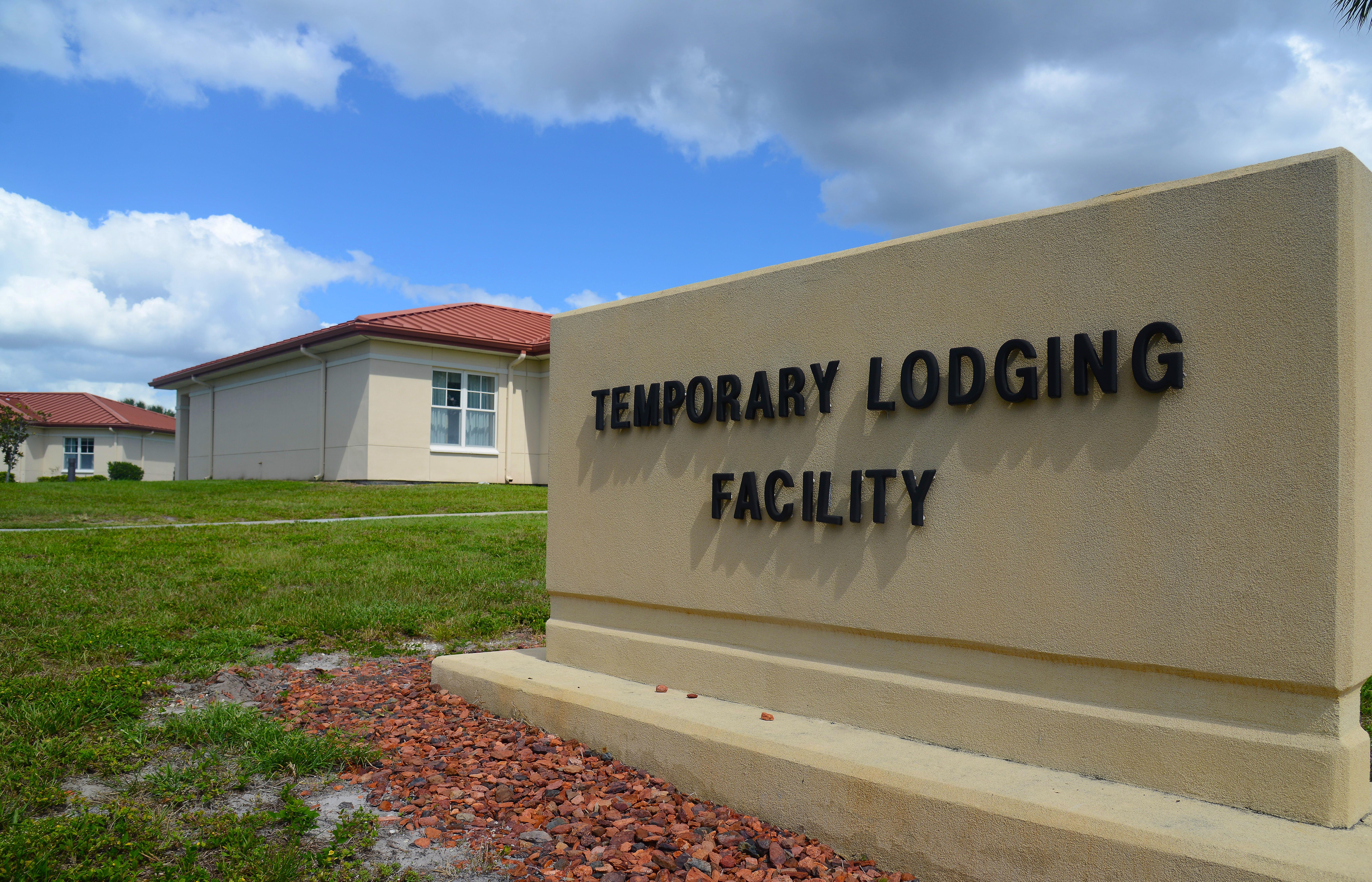macdill afb hotel
