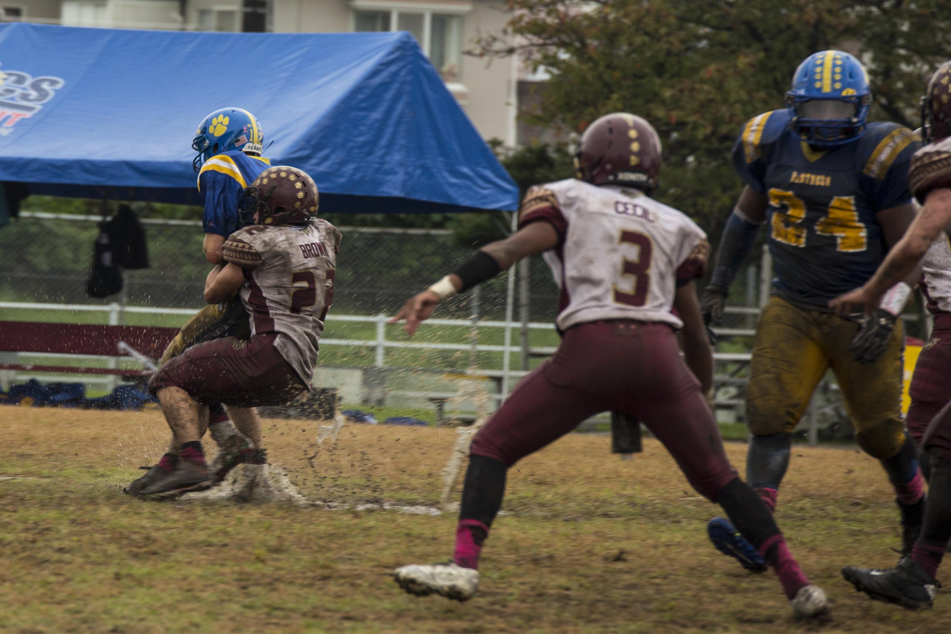 Samurai Beat Panthers 52 19 In Homecoming Game Marine Corps Air