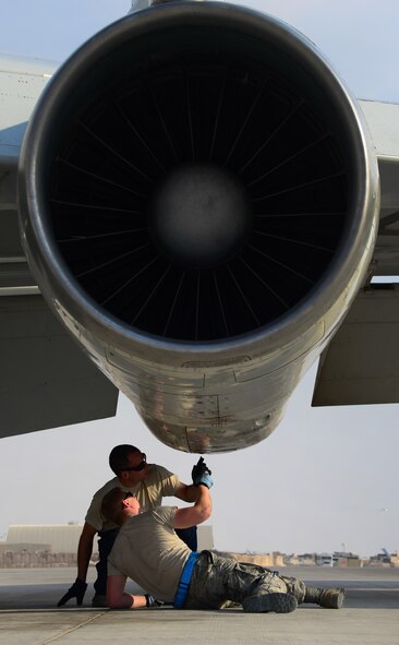 Airmen assigned to the 379th Expeditionary Aircraft Maintenance Squadron conduct a post-flight systems check on an E-8C Joint Surveillance Target Attack Radar System Oct. 20, 2016, at Al Udeid Air Base, Qatar, following a mission supporting Operation Inherent Resolve. The JSTARS uses its communications and radar systems to support ground attack units and direct air support throughout the U.S. Air Forces area of responsibility. (U.S. Air Force photo by Senior Airman Miles Wilson)