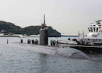 161025-N-ED185-077
TOKYO BAY, Japan (Oct. 25, 2016) - The Los Angeles-class attack submarine USS Columbia (SSN 771) prepares to moor at Fleet Activities Yokosuka. Columbia is visiting Yokosuka for a port visit. U.S. Navy port visits represent an important opportunity to promote stability and security in the Indo-Asia-Pacific region, demonstrate commitment to regional partners and foster relationships. (U.S. Navy photo by Petty Officer 2nd Class Brian G. Reynolds/Released)
