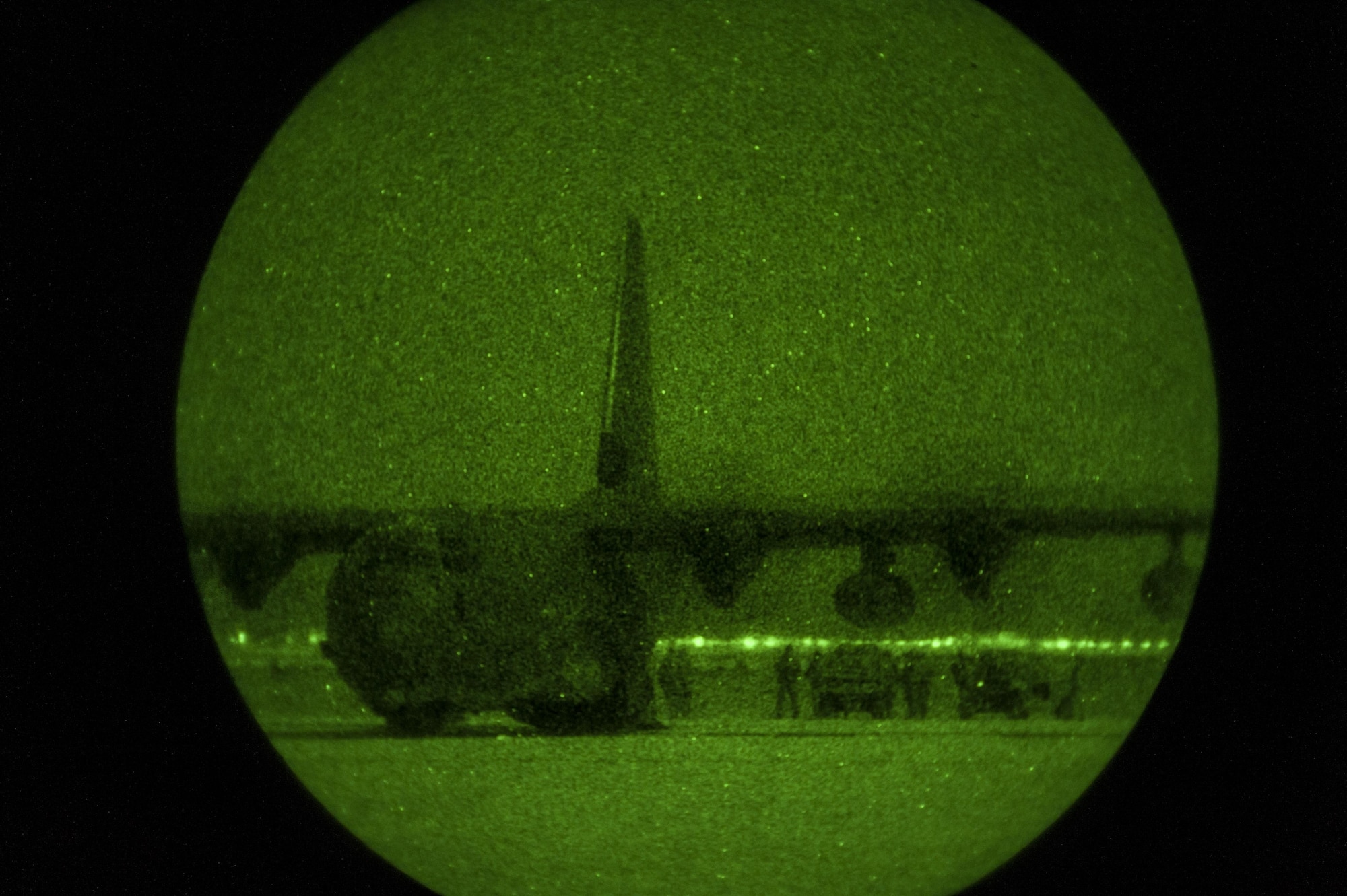 Special Tactics Airmen assigned to the 26th Special Tactics Squadron download equipment from a MC-130J aircraft during a Full Mission Profile exercise at White Sands Missile Range, N.M., Oct. 12, 2016.  The FMP was utilized to integrate special operations forces and foster tactical maturity through deliberate planning and execution of a force projection package and enable Special Tactics Airmen pre-deployment evaluation. (U.S. Air Force photo by Tech. Sgt. Manuel J. Martinez)