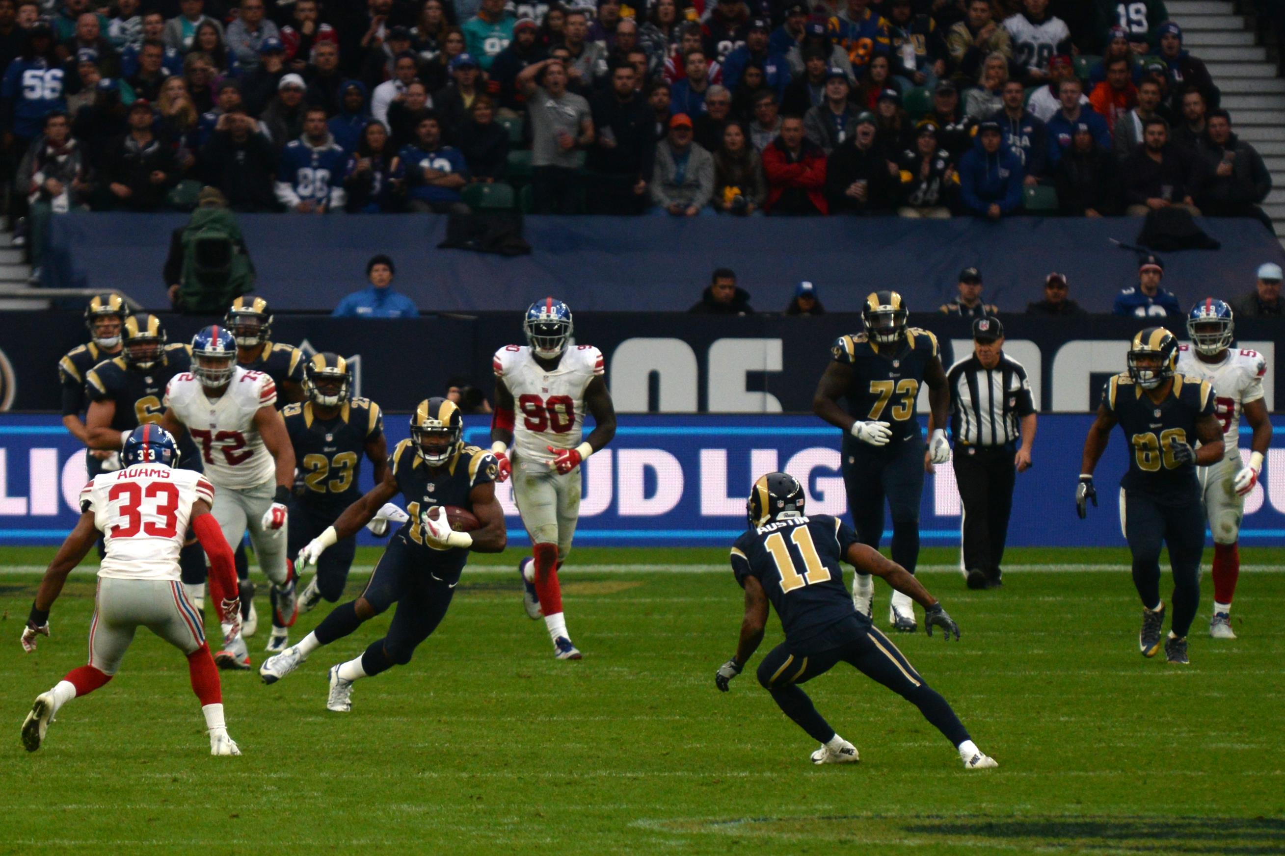 Us Uk Service Members Project Partnership At Nfl Game In London