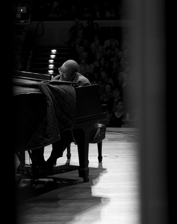 Cyrus Chestnut, jazz pianist, plays the piano during a 2016 Jazz Heritage Series performance at the Rachel M. Schlesinger Concert Hall in Alexandria, Va., Oct. 21, 2016. Chestnut, who has worked with many big bands, including the Lincoln Center Jazz Orchestra and the Dizzy Gillespie All-Star Big Band, was the featured guest during this series performance. The Airmen of Note established the Jazz Heritage Series in 1990 and each year they perform with legendary icons of jazz. (U.S. Air Force photo by Airman Gabrielle Spalding)