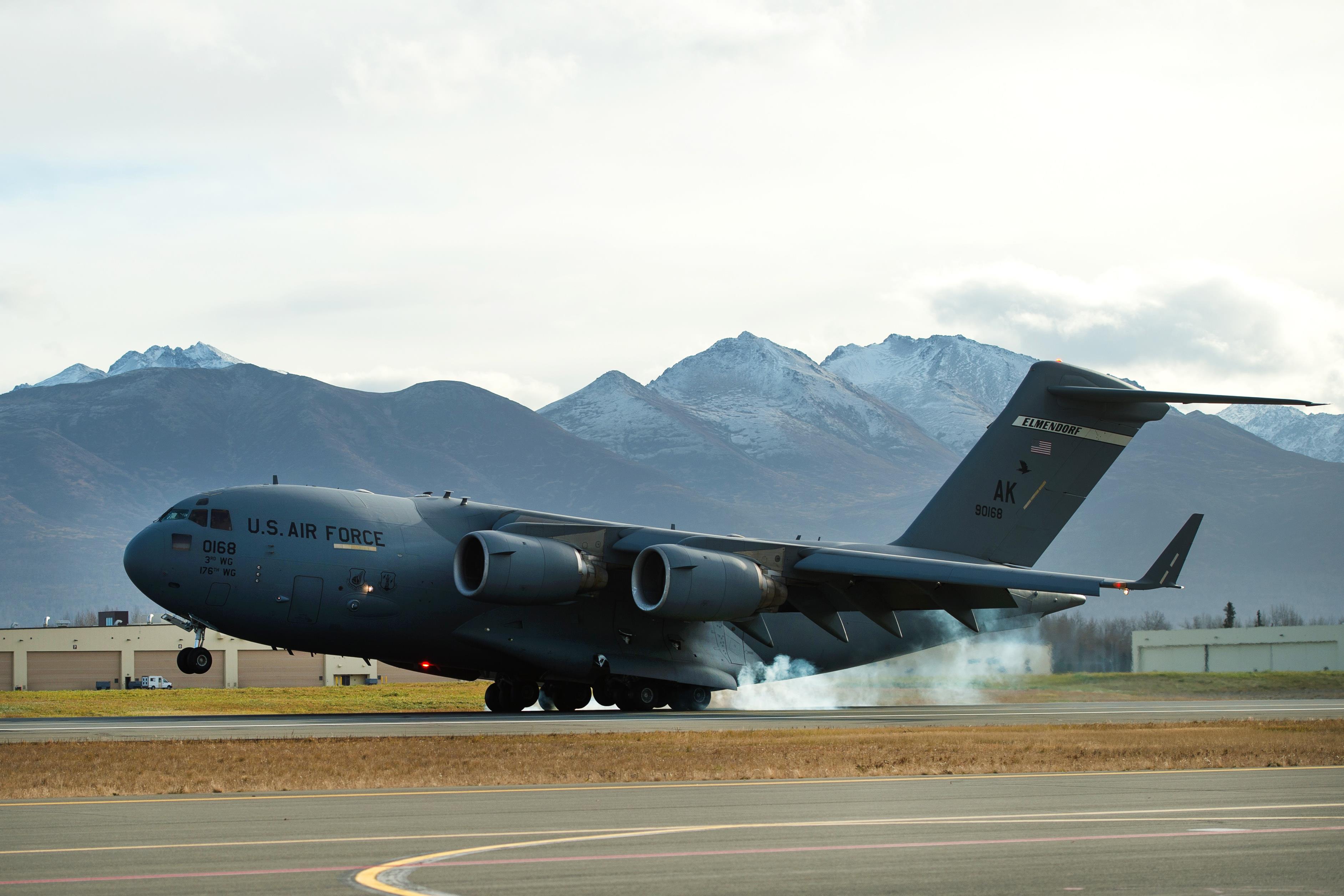 Globemaster Touchdown