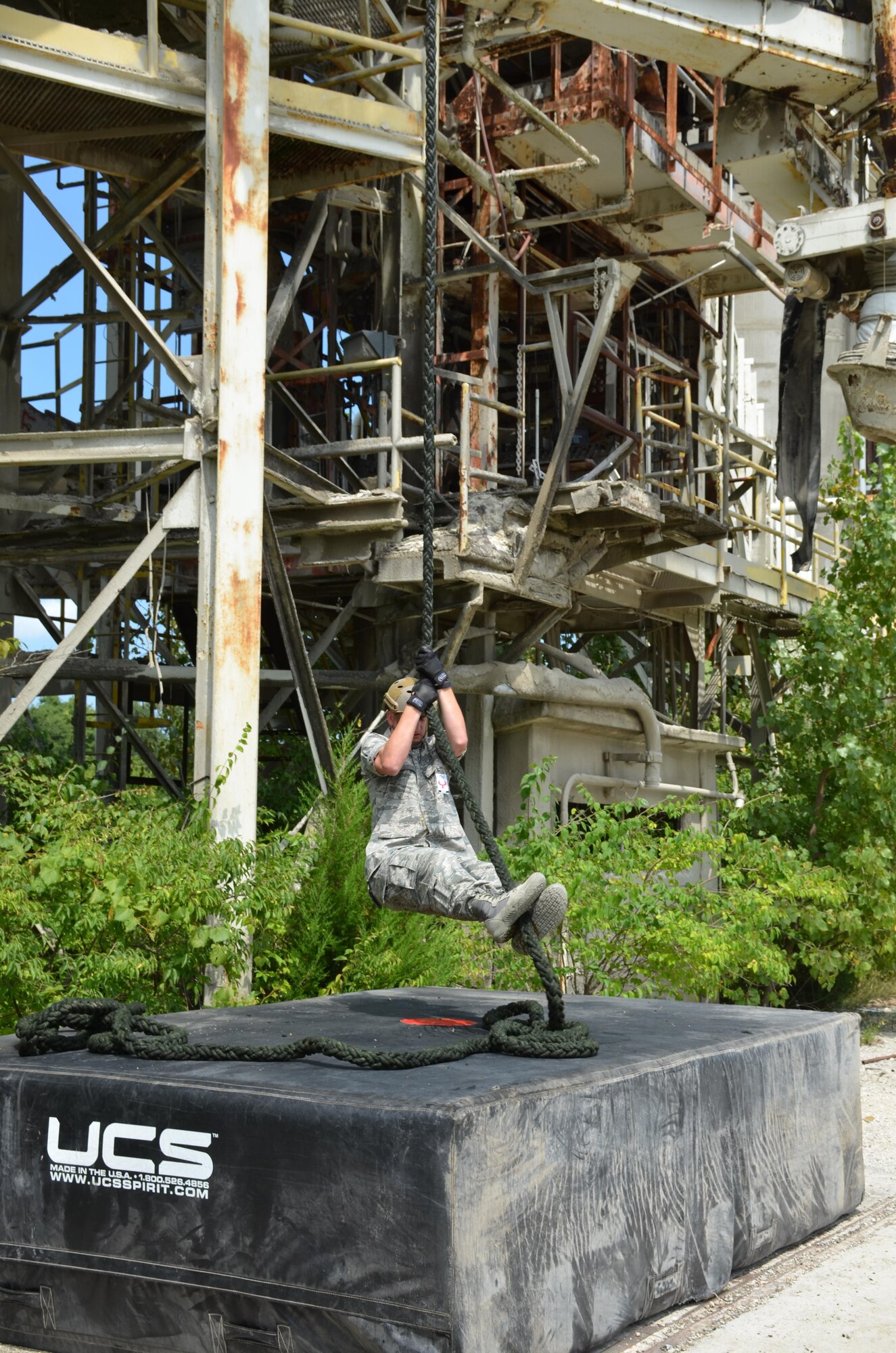 A Tech Warrior participant uses Tactical Fast Rope Gloves, developed through the Junior Force Warfighters Operations program, to descend a rope during the 2016 Tech Warrior exercises, landing safely and experiencing no discomfort from friction-related heat.  (U.S. Air Force photo/Lt Col Sheena Winder) 