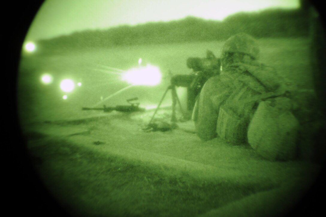 316th Sustainment Command (Expeditionary) Soldiers, fire the M249 Light Machine Gun at a III Corps and Fort Hood firing range Oct 26, 2016 at Fort Hood, Tx., as part of their pre-mobilization training. The 316th ESC is a Army Reserve unit from Coraopolis, Pa. (U.S. Army photo by Sgt. Christopher Bigelow)