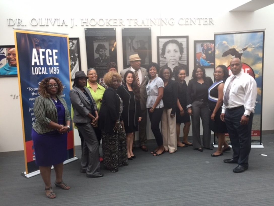 AFGE Local 1495 members graduate from Stewart training at Coast
Guard Headquarters.  